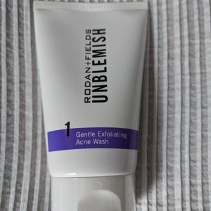 Rodan + Fields UNBLEMISH gentle exfoliating